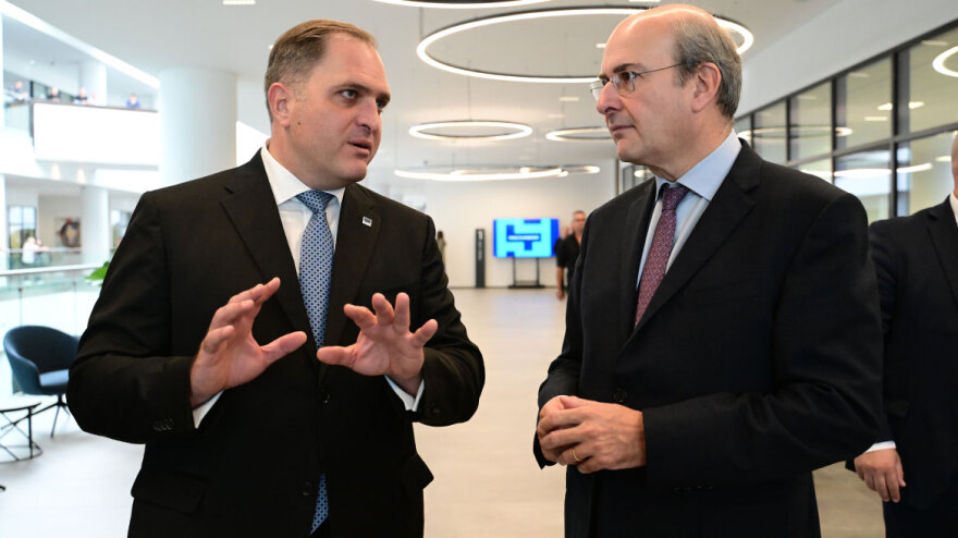 Κυριάκος Μητσοτάκης: Πρόθεσή μας η σταδιακή μείωση των φόρων μέχρι το 2027 - Βοηθός μας η λειτουργία της ΑΑΔΕ