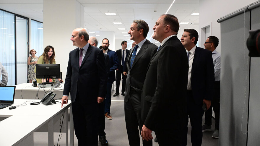 Κυριάκος Μητσοτάκης: Πρόθεσή μας η σταδιακή μείωση των φόρων μέχρι το 2027 - Βοηθός μας η λειτουργία της ΑΑΔΕ