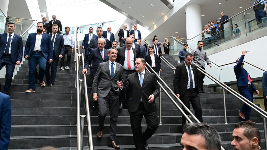 Κυριάκος Μητσοτάκης: Πρόθεσή μας η σταδιακή μείωση των φόρων μέχρι το 2027 - Βοηθός μας η λειτουργία της ΑΑΔΕ