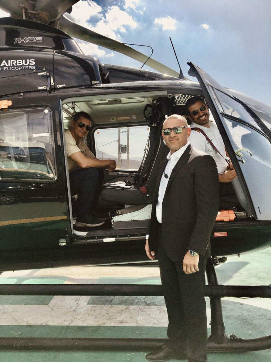 Αυτοψία: Μπαίνει στον κόσμο των σωματοφυλάκων