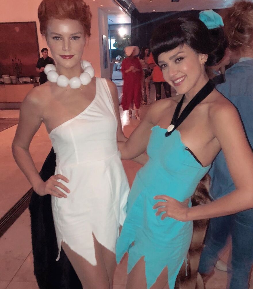 Τζέσικα Άλμπα: Δείχνει τις μεταμφιέσεις που έχει κάνει για το Χάλογουιν όλα αυτά τα χρόνια