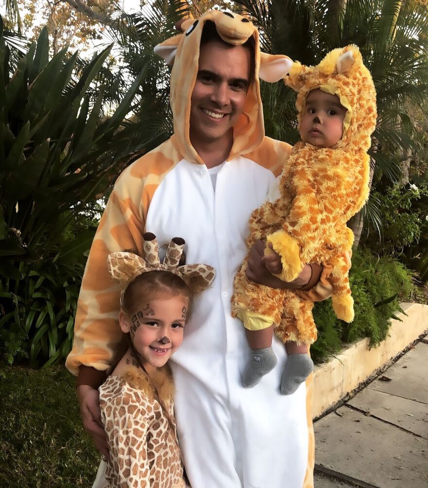 Τζέσικα Άλμπα: Δείχνει τις μεταμφιέσεις που έχει κάνει για το Χάλογουιν όλα αυτά τα χρόνια