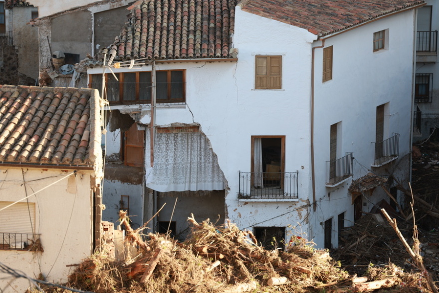 Βαλένθια - Πλημμύρες: Οι καταστροφικές συνέπειες των σφοδρών βροχοπτώσεων σε δορυφορικές εικόνες 