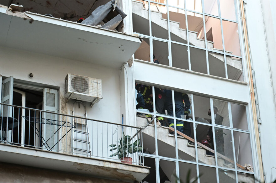 Έκρηξη στους Αμπελόκηπους: Εικόνες καταστροφής μέσα από το διαμέρισμα - Δείτε βίντεο