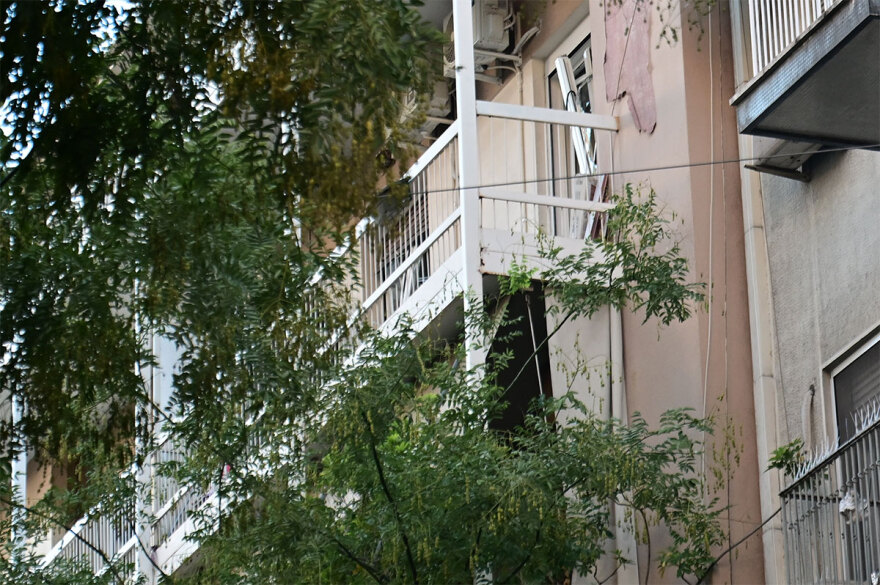 Έκρηξη στους Αμπελόκηπους: Εικόνες καταστροφής μέσα από το διαμέρισμα - Δείτε βίντεο