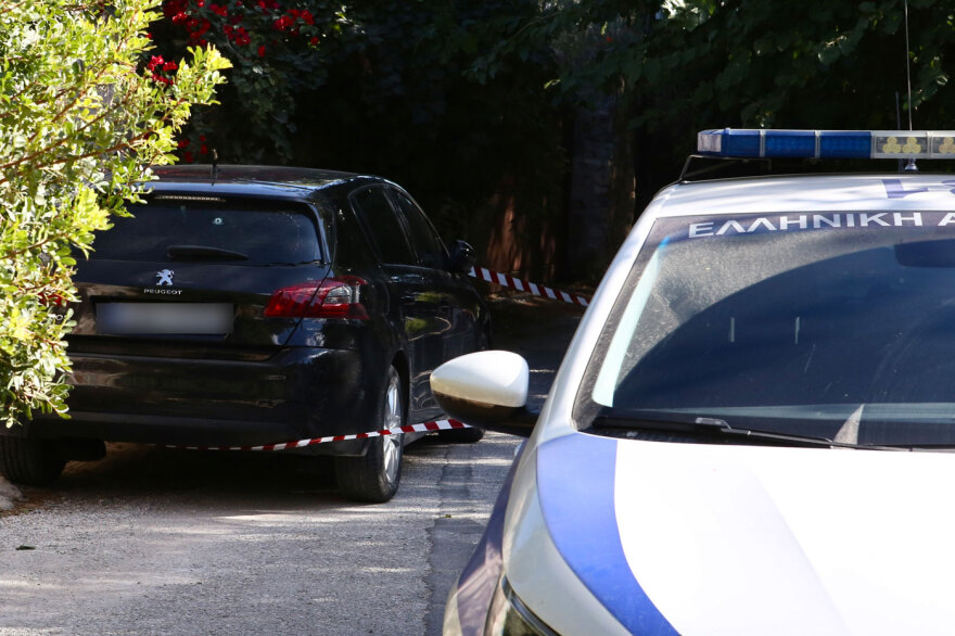 Μαρκόπουλο: Σφαίρα που διαπέρασε το πίσω τζάμι του αυτοκινήτου σκότωσε το τρίχρονο αγοράκι  