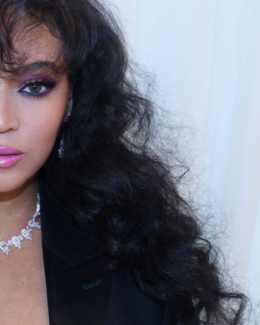 Μπιγιόνσε: Μετά την Μπέτι Ντέιβις τίμησε τον Πρινς για το φετινό Χαλογουίν