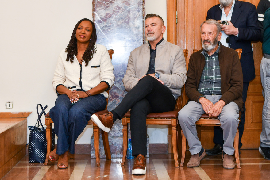 Εμμανουήλ Καραλής: Του απονεμήθηκε το «χρυσό κλειδί» της πόλης του Πύργου - Βίντεο, φωτογραφίες 