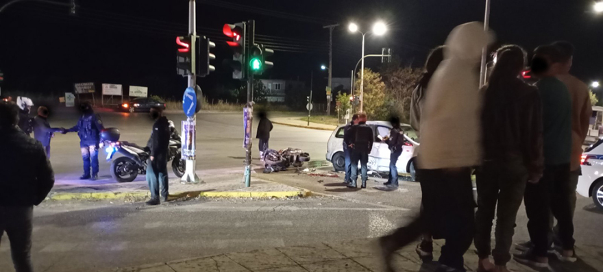«Ο φονιάς είναι έξω, μου σκότωσε τα παιδιά και πρέπει να πληρώσει» – Συγκλονίζει η μητέρα του Άκη και της Χαριτίνης που σκοτώθηκαν σε τροχαίο