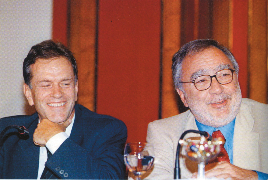 Γιάννης Ιωαννίδης - Τα απομνημονεύματά του: «Με πήραν από την Αρχιεπισκοπή να μην βρίζω στα τάιμ άουτ»