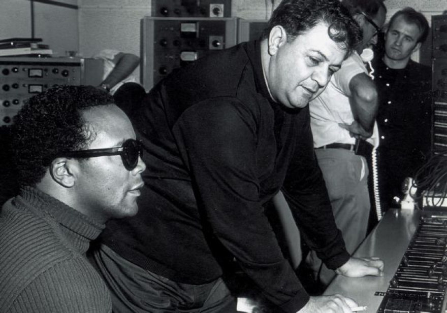 Κουίνσι Τζόουνς, ο παραγωγός που... έκανε έρωτα με τις νότες: Συνεργάστηκε με τον Σινάτρα και τον Χατζιδάκι, «έφτιαξε» τον Μάικλ Τζάκσον 