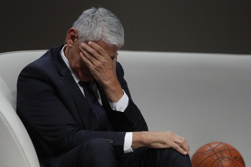 Παναγιώτης Γιαννάκης: Συγκίνηση και μνήμες '87 στην παρουσίαση της αυτοβιογραφίας του - «Συγγνώμη στην οικογένειά μου, δεν ήμουν κοντά τους όσο θα έπρεπε»