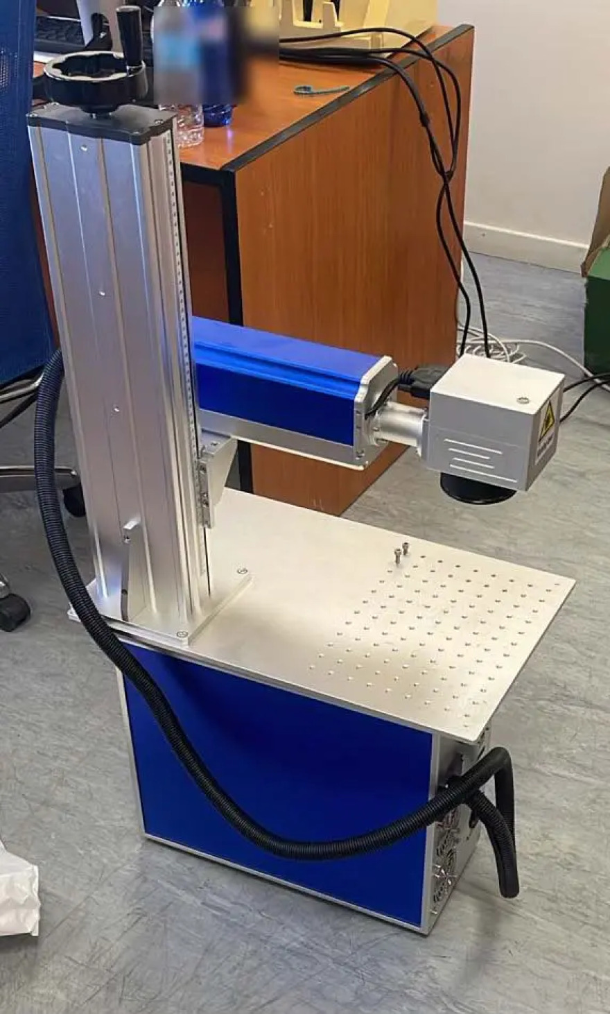 Βρέθηκε οπλοστάσιο στη Δυτική Αττική με αμμωνιοδυναμίτιδα, πυροκροτητές και αυτόματα - Δείτε φωτογραφίες