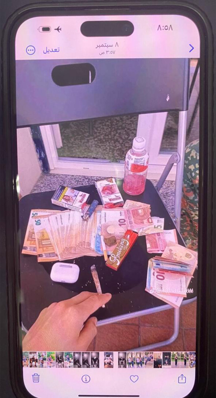 Συμμορία άρπαζε χρυσές αλυσίδες στο Μετρό, το τραμ και τον ηλεκτρικό και «πανηγύριζε» με τα κλοπιμαία