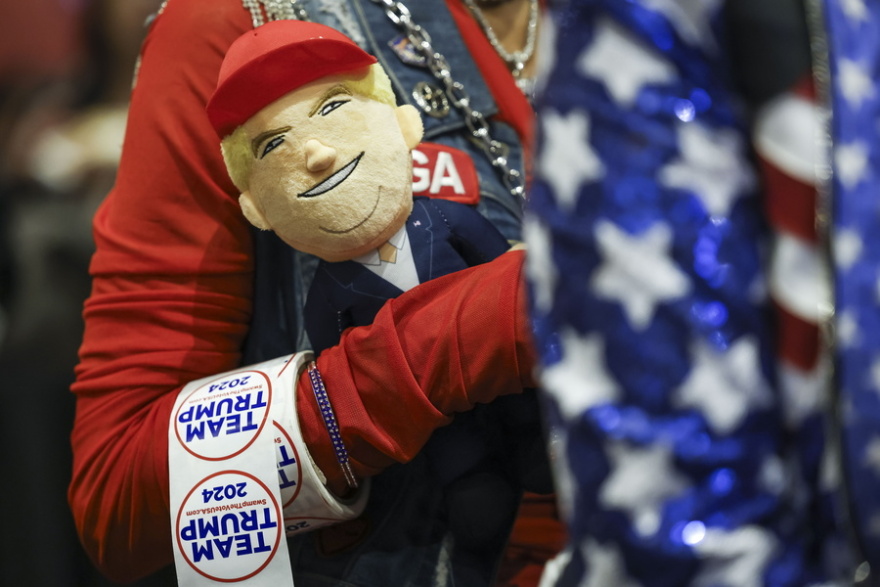 Αμερικανικές εκλογές 2024: O Τραμπ πήρε λαϊκή ψήφο, swing states και Γερουσία - Η Χάρις υποχώρησε και σε παραδοσιακά κοινά