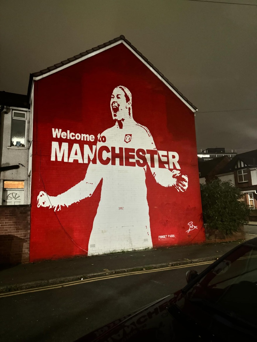 Europa League: Η ασπρόμαυρη θύρα στο Ολντ Τράφορντ - Δείτε βίντεο