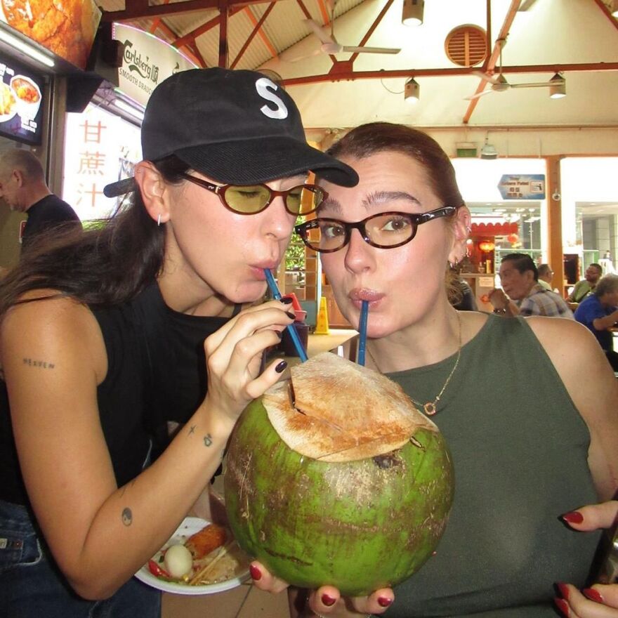 Ντούα Λίπα: Ταξίδεψε στη Σιγκαπούρη - Οι φωτογραφίες που μοιράστηκε με τους φαν της