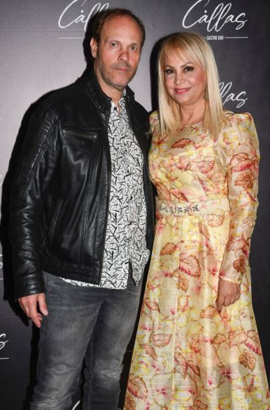 Τέτα Καμπουρέλη για τον νέο της σύντροφο: Στο μέλλον μπορεί να σκεφτούμε το σύμφωνο συμβίωσης