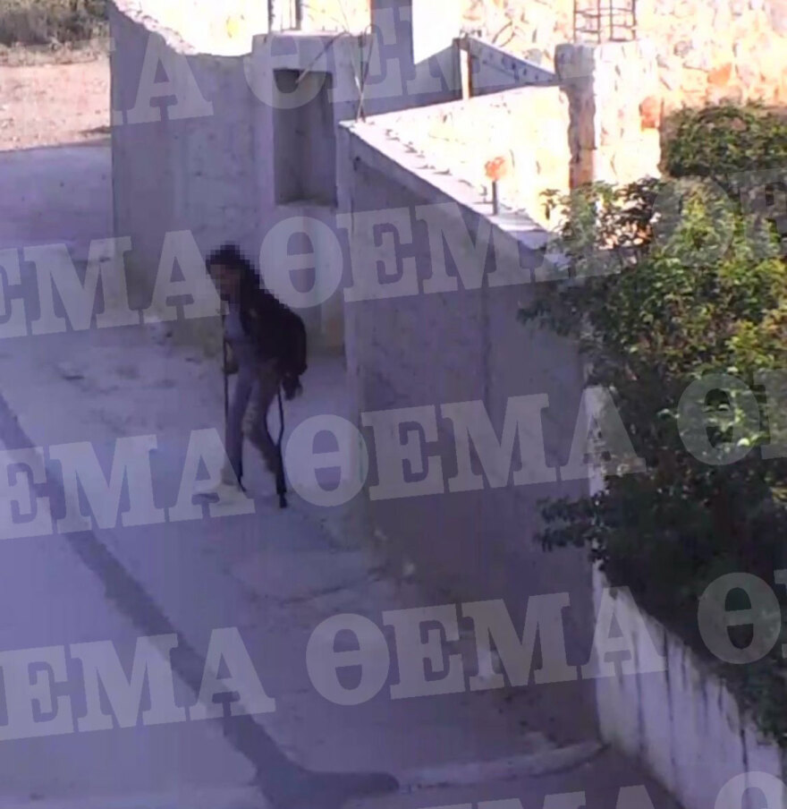 Κορωπί: Ντοκουμέντα από τη δράση του κυκλώματος που έθαβε ηρωίνη και σφαίρες σε χωράφια – Τους «έπιασαν» τα drones της ΕΛ.ΑΣ.