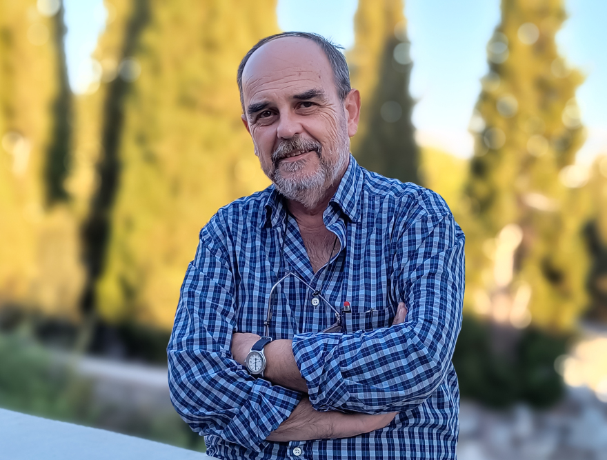 «Προδοσία και δόλος»: Ένα ανίερο συναξάρι το νέο βιβλίο του Ηλία Τσιαμήτρου