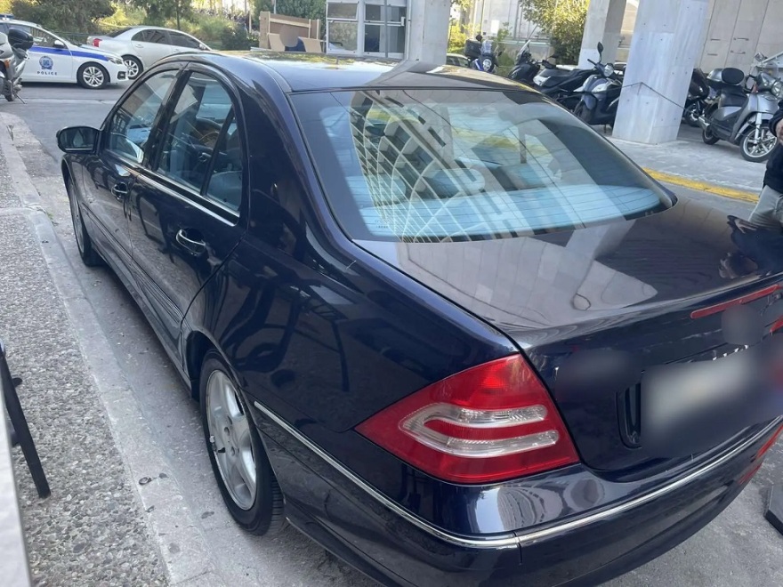 Εξαρθρώθηκε συμμορία που λήστευε κυρίως ηλικιωμένους σε περιοχές της Αττικής - Προσποιούνταν υπαλλήλους της ΔΕΗ