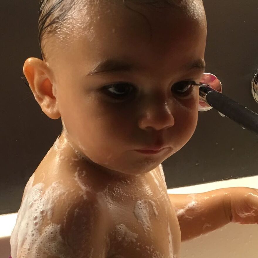 Ρούλα Ρέβη: Οι ευχές στον γιο της για την ονομαστική του εορτή - Να πετάς ψηλά με ατσαλένια φτερά, έγραψε