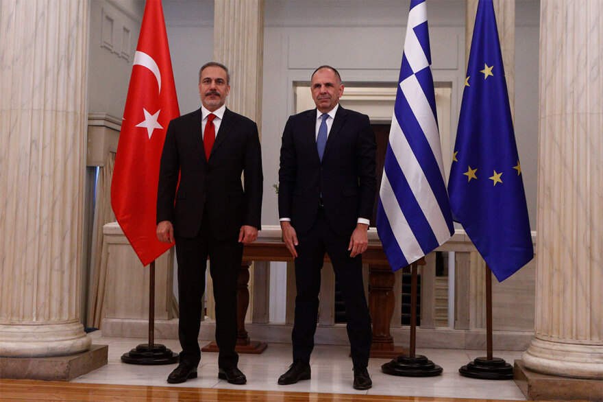 Ελληνοτουρκικά: Σε εξέλιξη  οι συνομιλίες Γεραπετρίτη- Φιντάν στο υπ. Εξωτερικών - Τι συζητούν