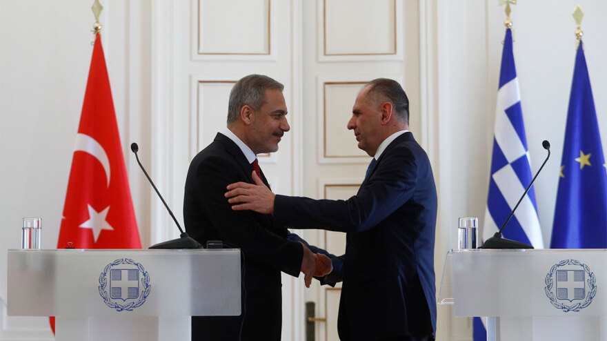 Γεραπετρίτης: Σκοπός μας να φέρουμε κοντά τους δυο λαούς - Φιντάν: Να κάνουμε την αιώνια γειτονία μας, αιώνια φιλία