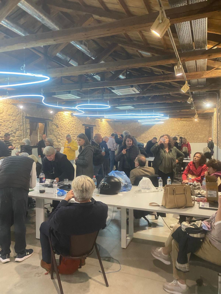 Ντόμινο αποχωρήσεων από τον ΣΥΡΙΖΑ για τον Κασσελάκη: Έφυγαν 4 βουλευτές, ποιοι είναι οι άλλοι 8 που αναμένεται να αποχωρήσουν