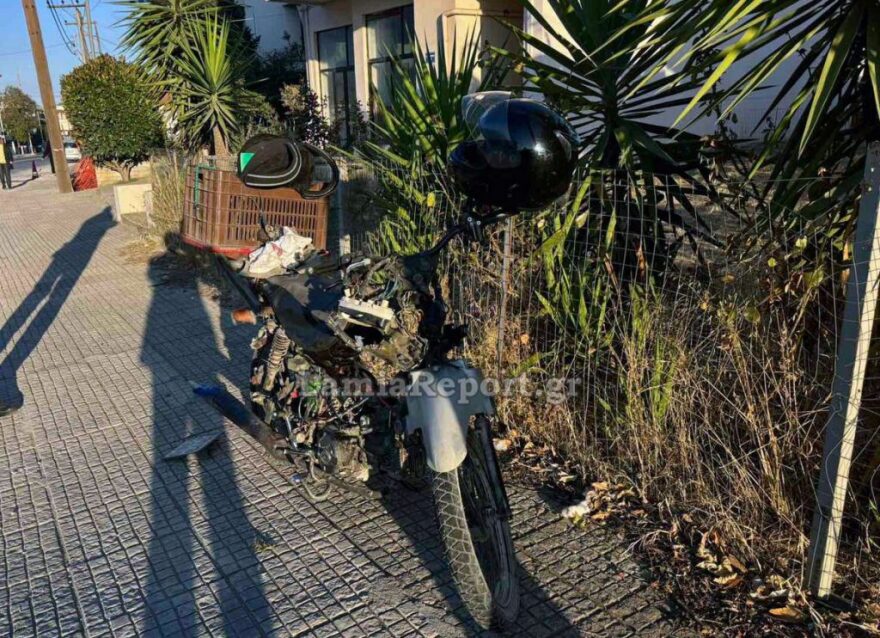 Τροχαίο με δύο τραυματίες στο Λιανοκλάδι - Μηχανάκι παρέσυρε πεζή