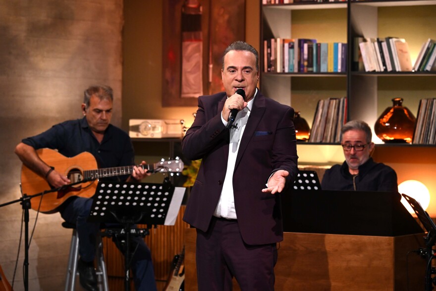 Παρέα με τον Γιώργο Κουβαρά απόψε στις 22:00 στην ΕΡΤ1