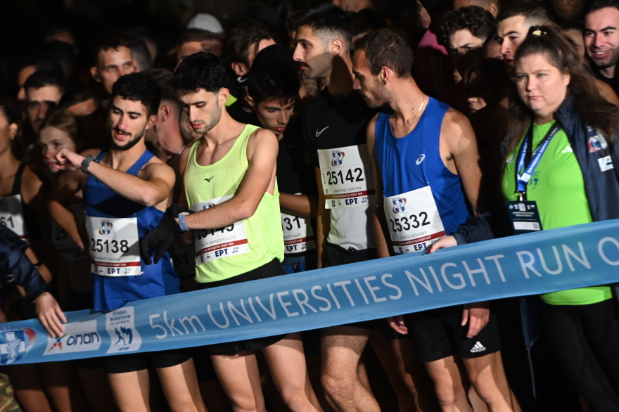 Μεγάλη η συμμετοχή στον αγώνα των 5χλμ - Φωτογραφίες από τις πιο ξεχωριστές στιγμές των δρομέων 