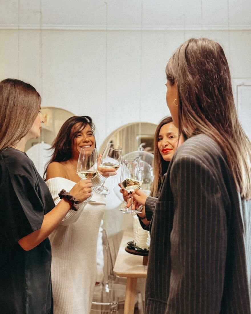 Πηνελόπη Πλάκα: Δημοσίευσε φωτογραφίες από το πάρτι για τα 33α γενέθλιά της