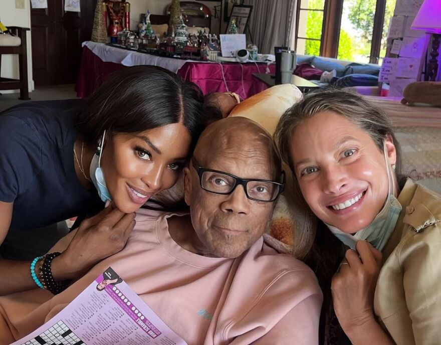 Ναόμι Κάμπελ: Αποχαιρέτησε τον Κουίνσι Τζόουνς - Ήταν το φως που με καθοδηγούσε