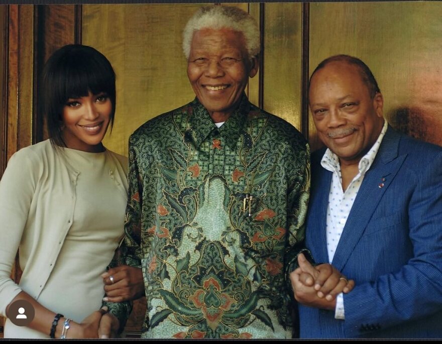 Ναόμι Κάμπελ: Αποχαιρέτησε τον Κουίνσι Τζόουνς - Ήταν το φως που με καθοδηγούσε