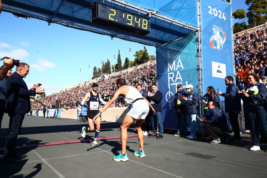 Μαραθώνιος Αθήνας: Νικητής ο Πιτσώλης - Ποιοι δρόμοι είναι κλειστοί και μέχρι πότε - Δείτε βίντεο