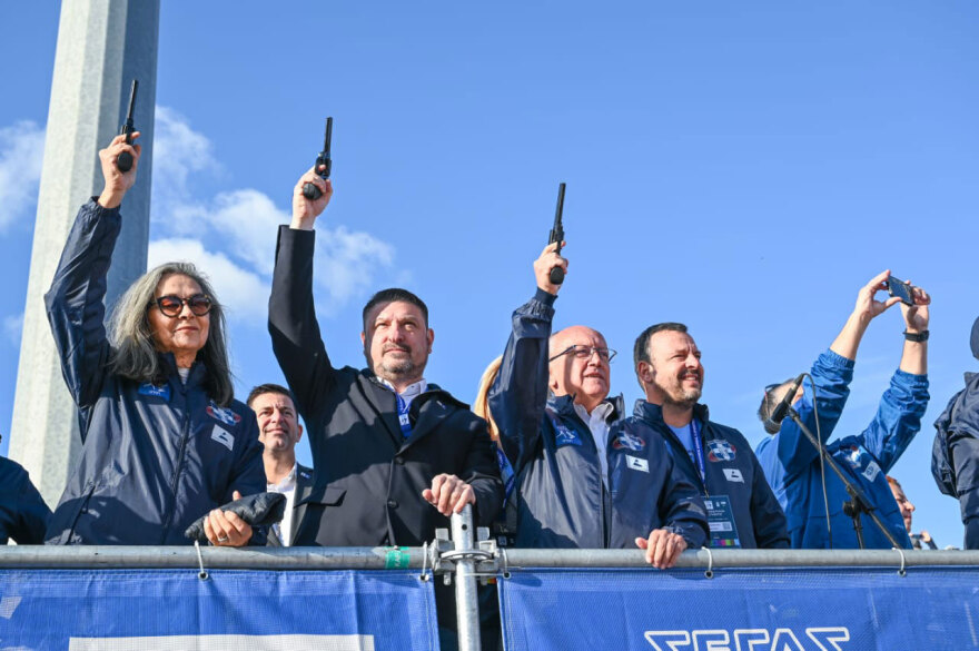 Νίκος Χαρδαλιάς: Οι ξεχωριστές συναντήσεις στον Μαραθώνιο της Αθήνας με Τσιόδρα και Πομάσκι