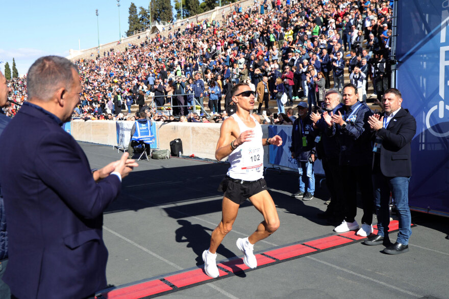 Νίκος Χαρδαλιάς: Οι ξεχωριστές συναντήσεις στον Μαραθώνιο της Αθήνας με Τσιόδρα και Πομάσκι
