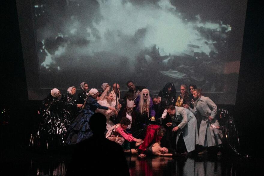 Κρατικό Θέατρο Βορείου Ελλάδος: Ο Γιάννης Χουβαρδάς σκηνοθετεί το έργο «Δον Κάρλος»