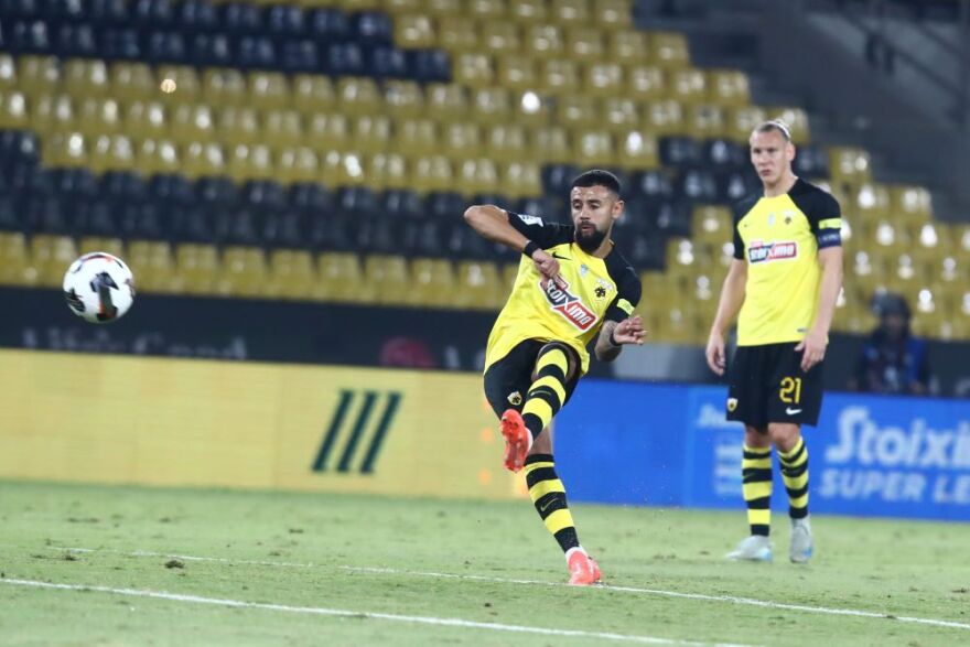 Με αυτό το υλικό ο Αλμέιδα θα μπορούσε να επιλέξει εντεκάδα ντέρμπι με… κλήρωση