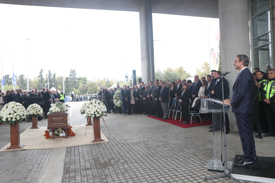 Γιάννης Μπουτάρης - Κηδεία: Το τελευταίο αντίο είπε πλήθος κόσμου