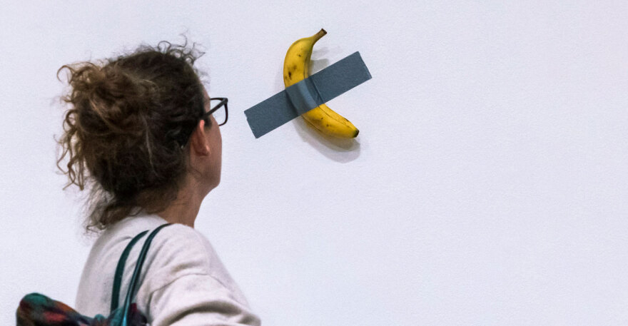 Χρυσή τουαλέτα με όνομα «Αμερική» πουλήθηκε για 12 εκατ. δολάρια - Δείτε βίντεο