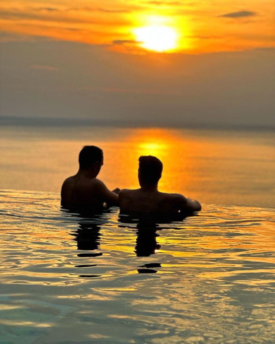 Τάιλερ Μακμπέθ: Άνοιξε το προφίλ του στο Instagram και δείχνει δημόσια στιγμιότυπα από τη ζωή του