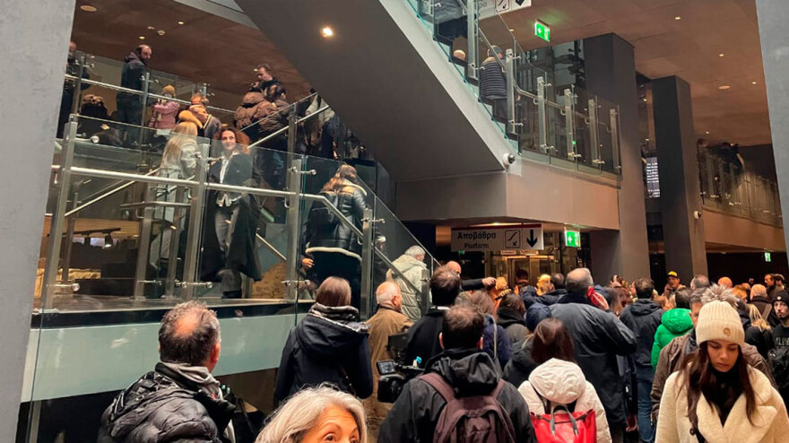 Μετρό Θεσσαλονίκης: Έμεινε ανοιχτό μέχρι τις 02:00 τα ξημερώματα, λόγω κοσμοσυρροής