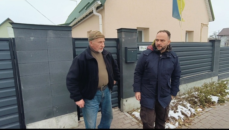 Πόλεμος στην Ουκρανία: Ο «παππούς» που τα έβαλε με τον ρωσικό στρατό έξω από το Κίεβο και νίκησε