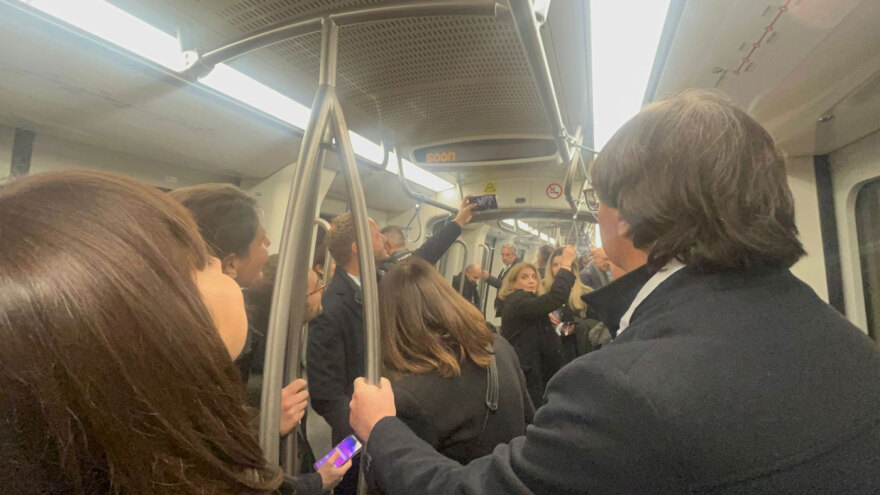 Μετρό Θεσσαλονίκης: Έμεινε ανοιχτό μέχρι τις 02:00 τα ξημερώματα, λόγω κοσμοσυρροής