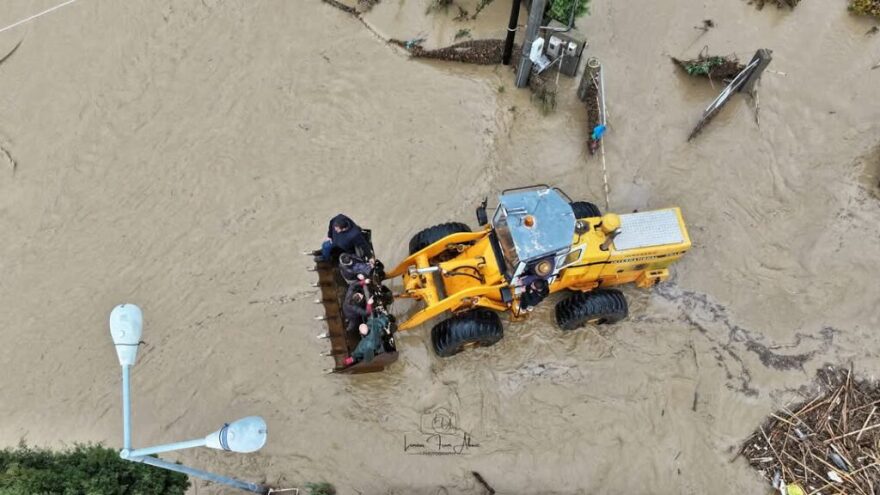   Κακοκαιρία Bora - Πλημμύρες στη Λήμνο: Δύο νεκροί, μεγάλες καταστροφές σε σπίτια