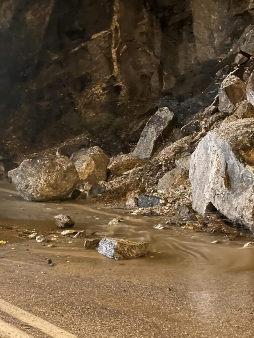 Κακοκαιρία Bora: 112 για τις μετακινήσεις σε Λήμνο, Πιερία, Λάρισα, Μαγνησία - Πλημμυρισμένη η Ρόδος, προβλήματα στη Χαλκιδική