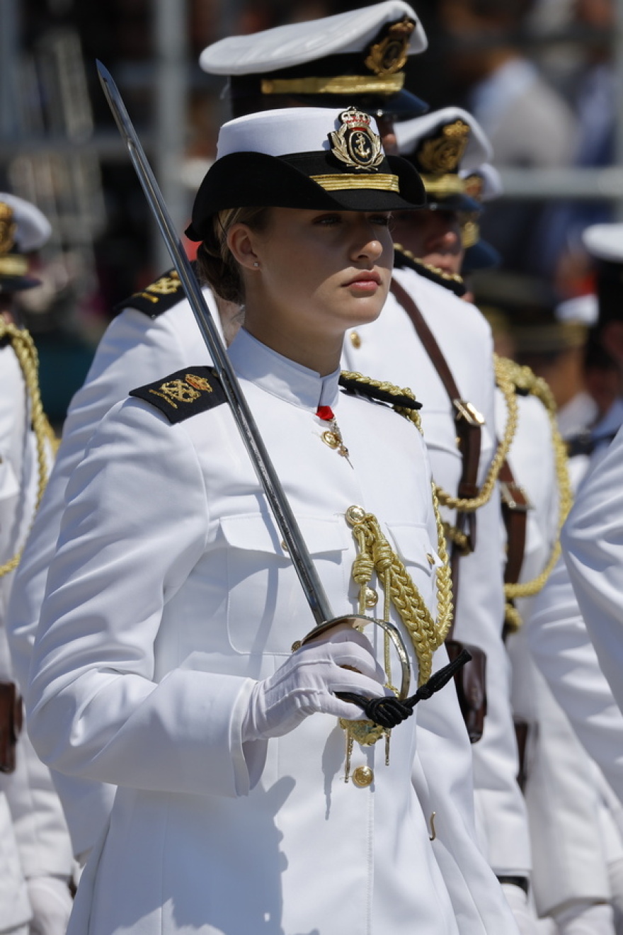 Ο Βασιλιάς Φελίπε απομένει το παράσημο της ναυτικής αξίας στην κόρη του και μέλλουσα βασίλισσα της Ισπανίας - Δείτε φωτογραφίες