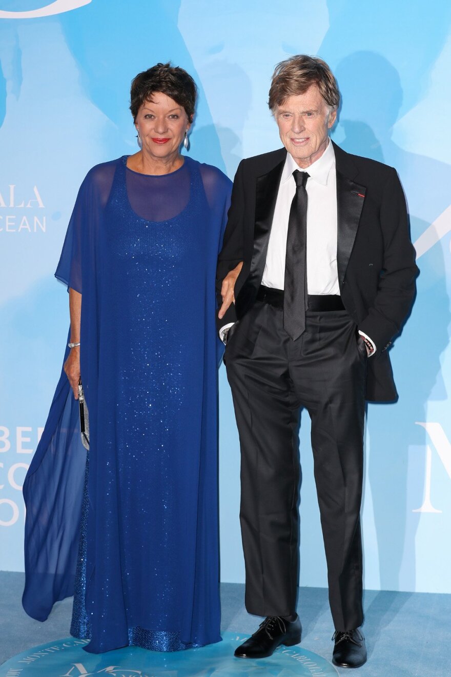 «Τα λέμε, Χάμπελ»: Ένας αποχαιρετισμός στον Ρόμπερτ Ρέντφορντ, τον σταρ που σφράγισε ανεξίτηλα «Τα καλύτερά μας χρόνια» στον κινηματογράφο 